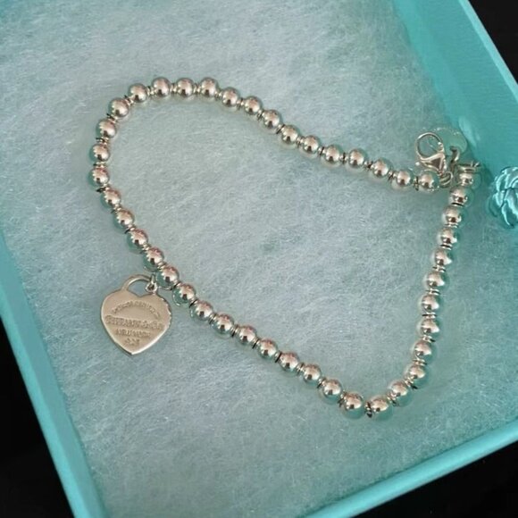 Tiffany & Co. Mini Heart Tag Bead Bracelet - Picture 4 of 4